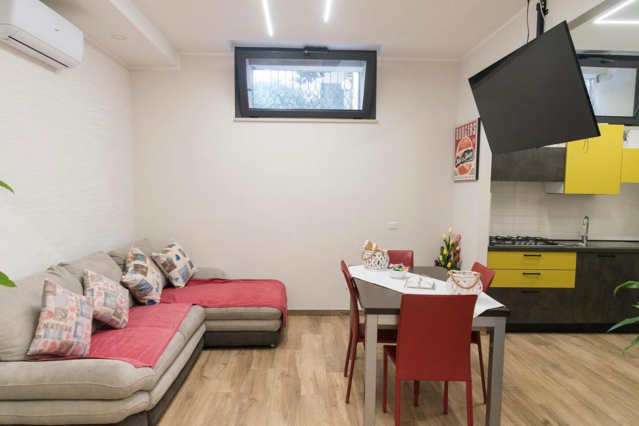 Al Centro, A Due Passi Dal Mare Appartamento Nuovo อันซีโอ ภายนอก รูปภาพ