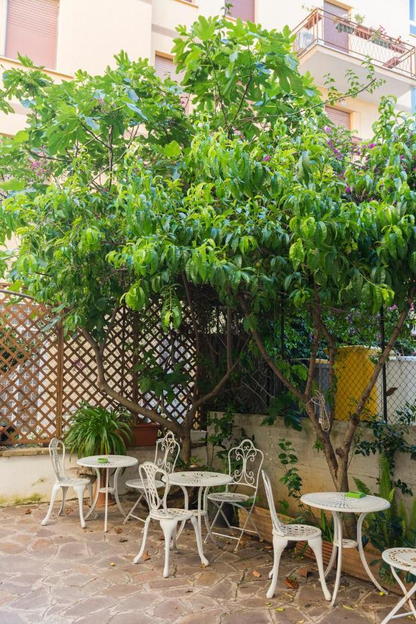 Al Centro, A Due Passi Dal Mare Appartamento Nuovo อันซีโอ ภายนอก รูปภาพ